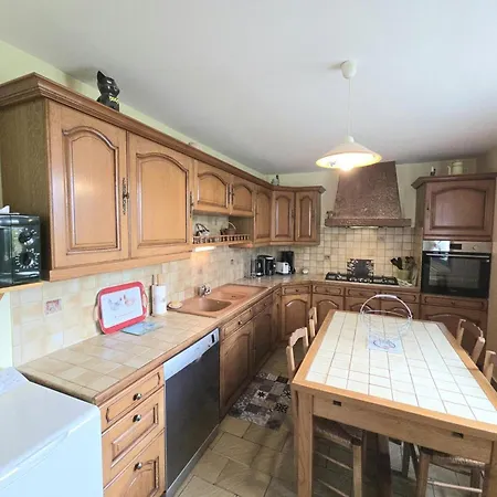 펜션 Maison En Pierres Avec Jardin Et Parking Pres De Sarlat - Fr-1-616-478 *
